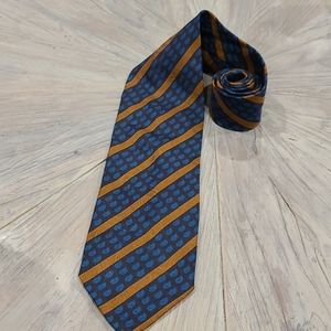 Giorgio Armani 100% silk tie